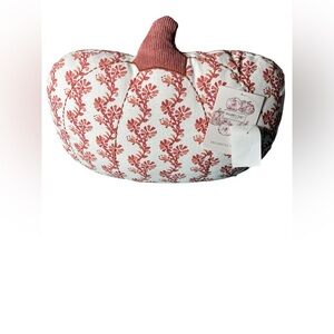 Climbing Vines Stamp Pumpkin-Shaped Throw Pillows (2)